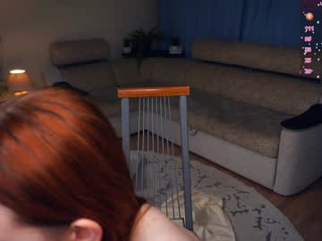 girl Scandalous Cam Girls - Unleash Your Wild Side! with ainsleyellick