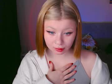 girl Scandalous Cam Girls - Unleash Your Wild Side! with loraloveu