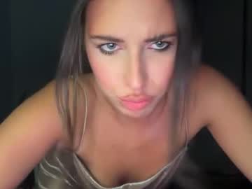 girl Scandalous Cam Girls - Unleash Your Wild Side! with katarasimon