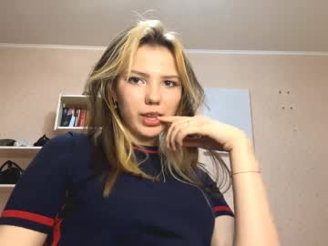 girl Scandalous Cam Girls - Unleash Your Wild Side! with enedinahevia