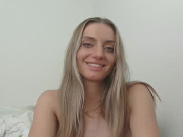 girl Scandalous Cam Girls - Unleash Your Wild Side! with kmb25