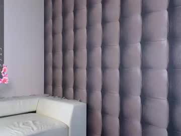 girl Scandalous Cam Girls - Unleash Your Wild Side! with petragrine