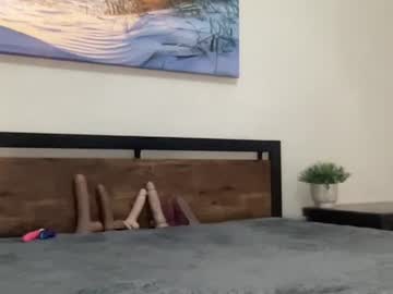 girl Scandalous Cam Girls - Unleash Your Wild Side! with cherry_sinn