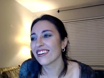 girl
        spankyspice cam image #17487