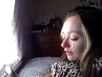 girl Scandalous Cam Girls - Unleash Your Wild Side! with ccherii