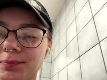 girl Scandalous Cam Girls - Unleash Your Wild Side! with yourfavoriteshorty