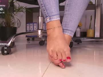 girl
        alissagodess cam image #5183