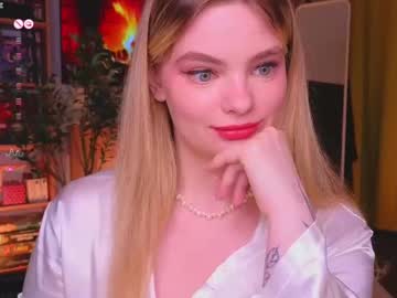girl Scandalous Cam Girls - Unleash Your Wild Side! with hottie_jane