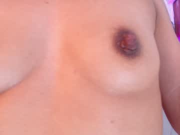 girl
        kate_owenns cam image #3270
