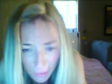 couple
        bubblesxxx615xxx601 cam image #21165