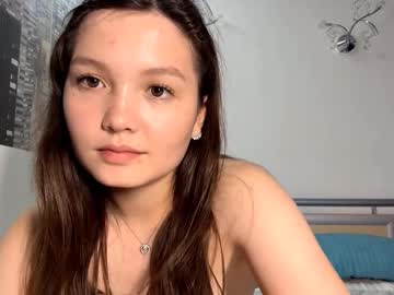 girl Scandalous Cam Girls - Unleash Your Wild Side! with kassandrataulbee