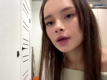 girl Scandalous Cam Girls - Unleash Your Wild Side! with hoaarisa