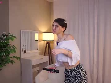 girl Scandalous Cam Girls - Unleash Your Wild Side! with arleighcornfield