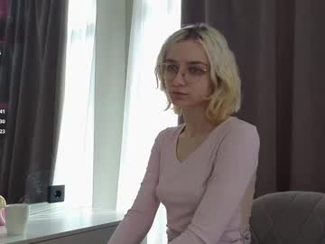 girl Scandalous Cam Girls - Unleash Your Wild Side! with cathrynbelger