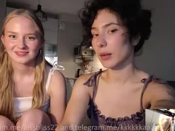 girl
        kissbliss22 cam image #16384