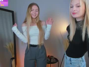 girl Scandalous Cam Girls - Unleash Your Wild Side! with cassie_palmer