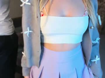 couple
        lolymolllyy cam image #8328