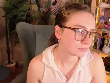 girl Scandalous Cam Girls - Unleash Your Wild Side! with misss_mira