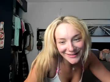 girl
        misskatiexo cam image #15207