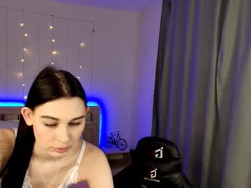 girl Scandalous Cam Girls - Unleash Your Wild Side! with kiirahoney