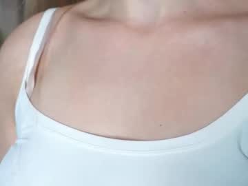 girl Scandalous Cam Girls - Unleash Your Wild Side! with aracelismollenhauer