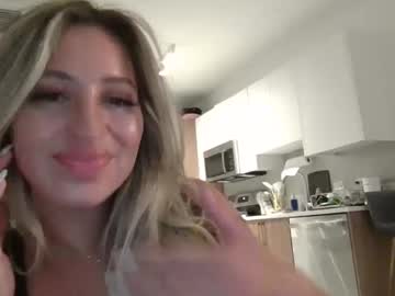 girl
        ellemaex cam image #13873