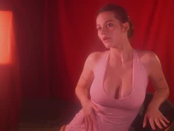 girl
        lorienn cam image #797