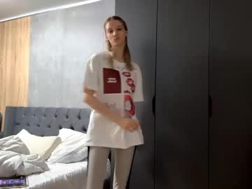 girl Scandalous Cam Girls - Unleash Your Wild Side! with aundreaschindewolf