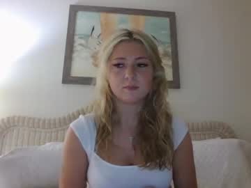 girl
        oliviamaexo cam image #14461
