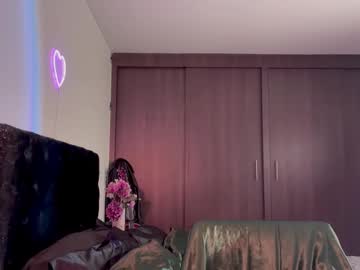 girl Scandalous Cam Girls - Unleash Your Wild Side! with venicebtch666