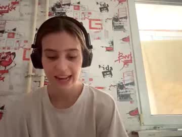 girl Scandalous Cam Girls - Unleash Your Wild Side! with shawnamarousek