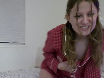 girl Scandalous Cam Girls - Unleash Your Wild Side! with clementinecult