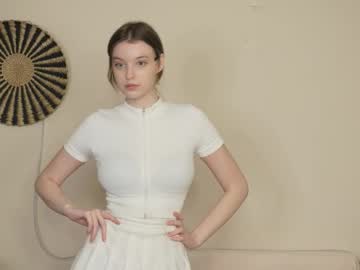 girl Scandalous Cam Girls - Unleash Your Wild Side! with cant_fool_heart