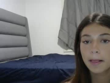 girl Scandalous Cam Girls - Unleash Your Wild Side! with sofiasunrayy