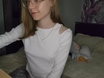 girl Scandalous Cam Girls - Unleash Your Wild Side! with lowress