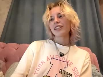 girl Scandalous Cam Girls - Unleash Your Wild Side! with taiteappling