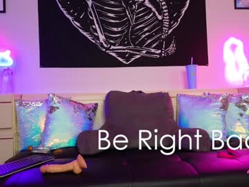 girl Scandalous Cam Girls - Unleash Your Wild Side! with daphnemadison