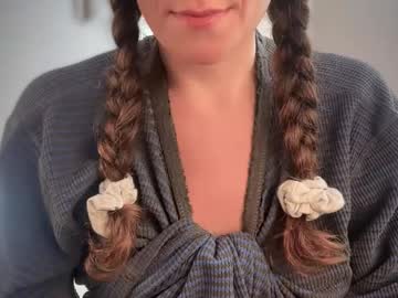 girl Scandalous Cam Girls - Unleash Your Wild Side! with shelby_winters