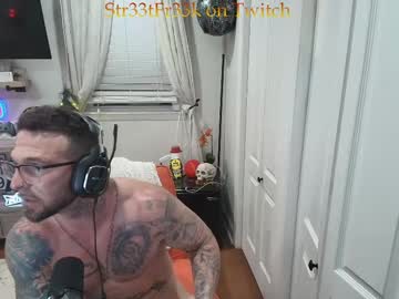 couple Scandalous Cam Girls - Unleash Your Wild Side! with mrstr33tfr33k