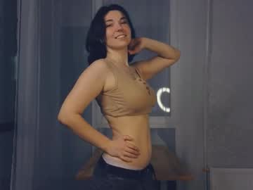 girl Scandalous Cam Girls - Unleash Your Wild Side! with lynnameua