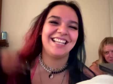 girl Scandalous Cam Girls - Unleash Your Wild Side! with booboosperfectfacefuck