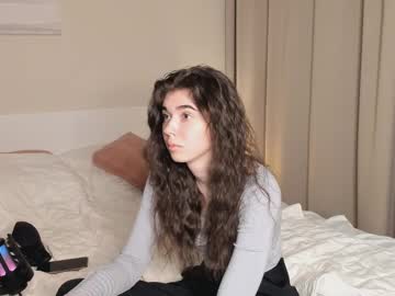girl Scandalous Cam Girls - Unleash Your Wild Side! with katiebarfield