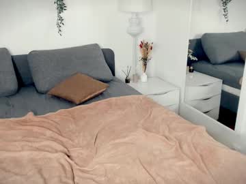 girl Scandalous Cam Girls - Unleash Your Wild Side! with blooming_mess
