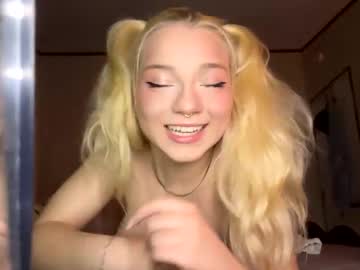 girl Scandalous Cam Girls - Unleash Your Wild Side! with amaliediaz