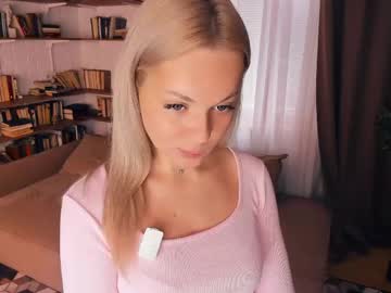girl Scandalous Cam Girls - Unleash Your Wild Side! with marisalando