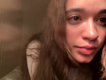 girl
        nycfairybelle cam image #9154