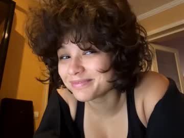 girl Scandalous Cam Girls - Unleash Your Wild Side! with frankreyne