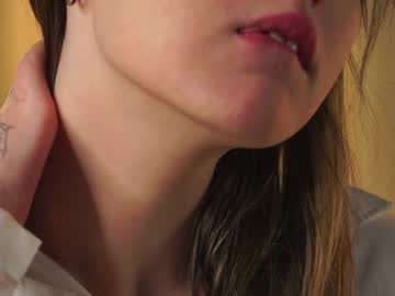 girl Scandalous Cam Girls - Unleash Your Wild Side! with antoniaedgeworth