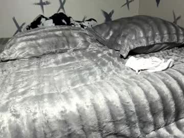 couple Scandalous Cam Girls - Unleash Your Wild Side! with beautyxbeast