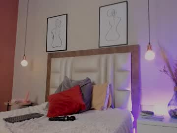 girl Scandalous Cam Girls - Unleash Your Wild Side! with miahertz